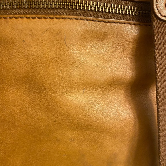 COPY - Fossil Crossbody Leather Bag - Picture 4 of 10